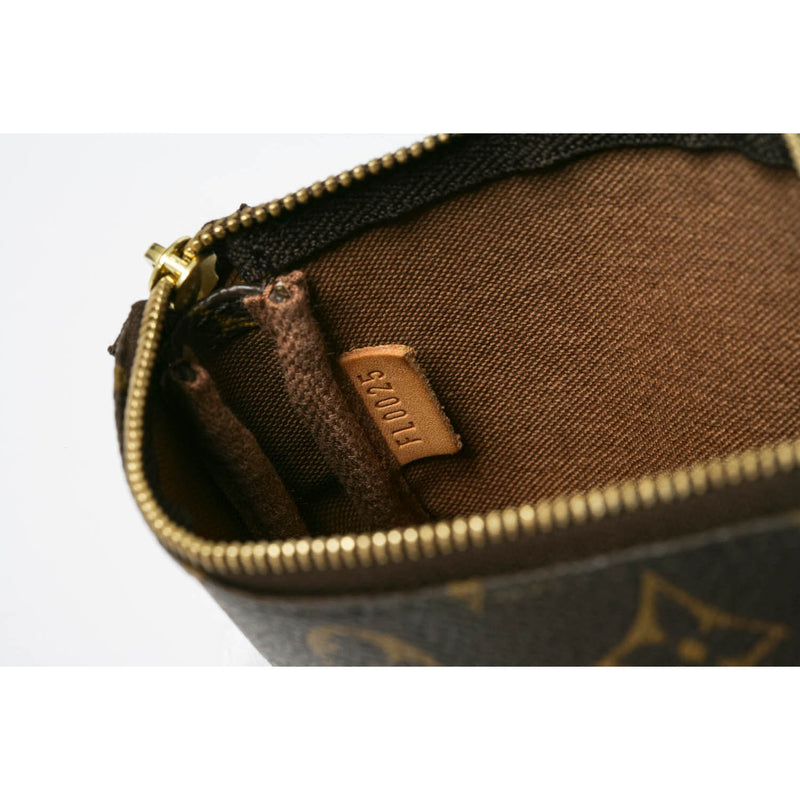 Louis Vuitton Monogram Canvas Mini Pochette Accessoires Bag Pouch